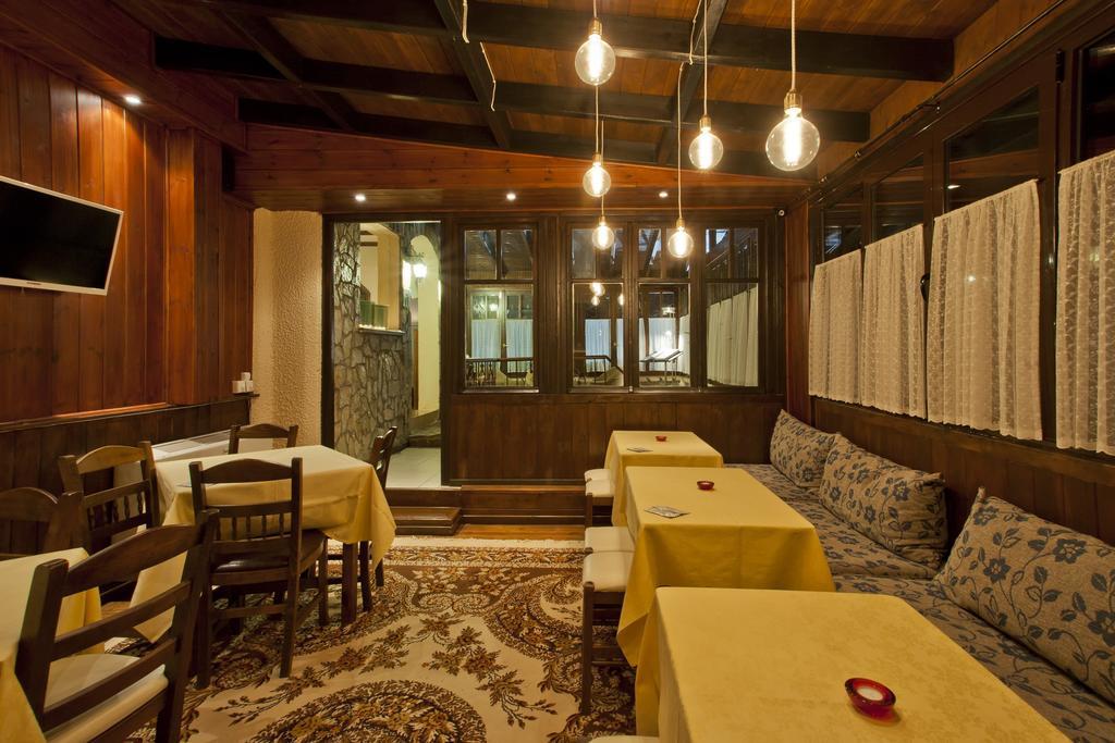 Guest House Fanaras Kalavryta Exterior photo