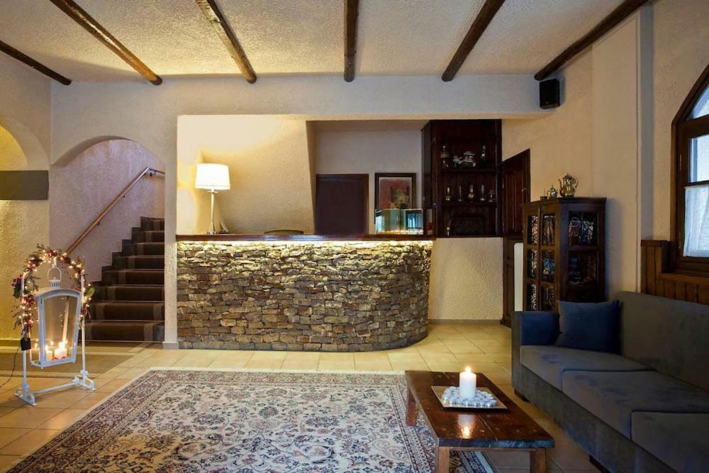 Guest House Fanaras Kalavryta Exterior photo